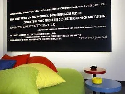 Colour Hotel Frankfurt nad Mohanem